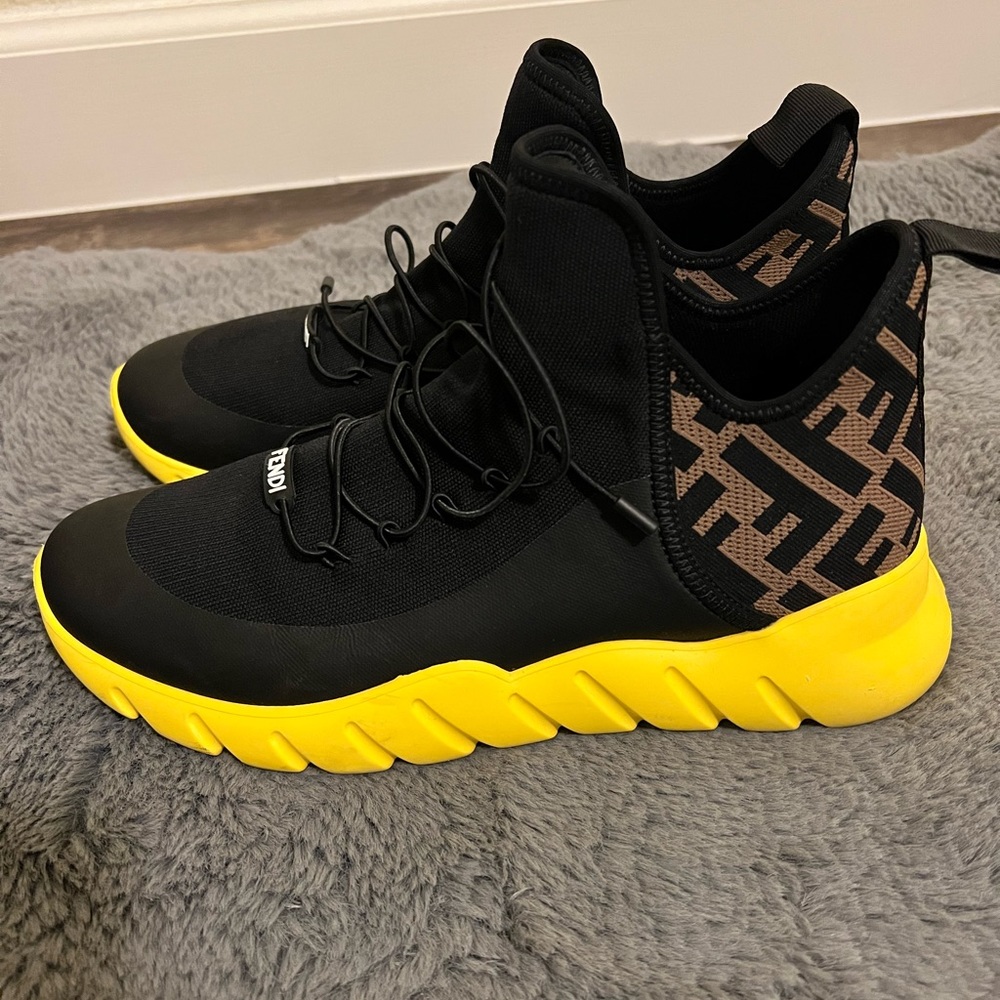 Fendi runners
